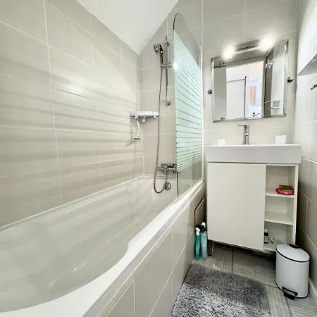 아파트 Superbe Duplex - Vue - Piscine